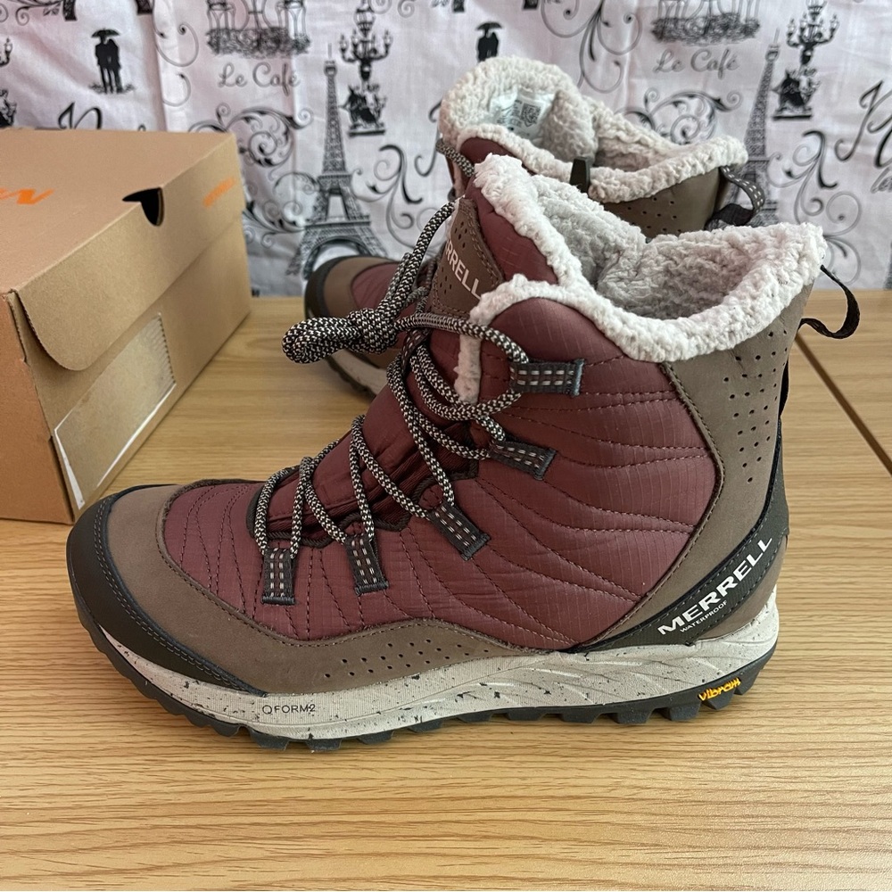 Merrell Women's Winter Boots - Brown and Cream